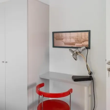 Troon Of House Apartment *